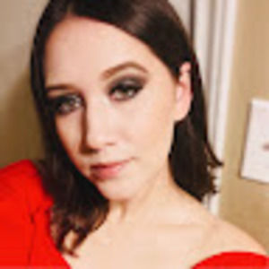 Meet your Posher, Abril